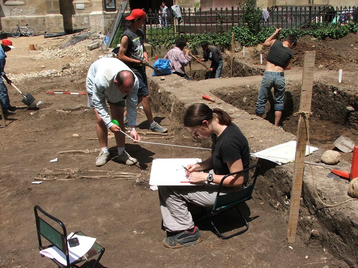 Bénévolat archéologie, chantiers de fouilles archéologiques (2026, 2027) — free download